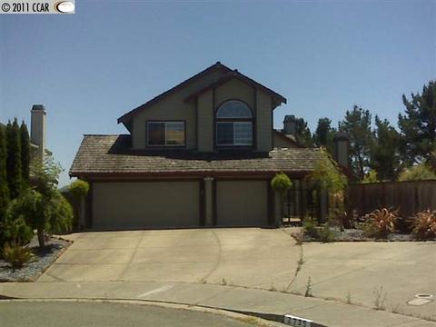 2735 Thomas Ct, Pinole, CA 94564 photo 1