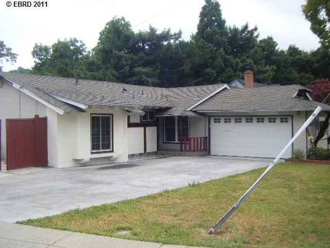 3088 Estate Ave, Pinole, CA 94564 photo 1