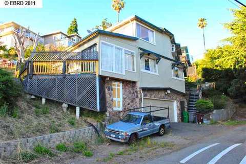 8028 Mccormick Ave, Oakland, CA 94605 photo 1
