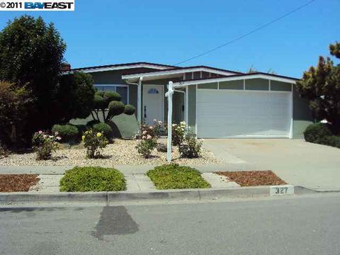 327 Celia St, Hayward, CA 94544 photo 1