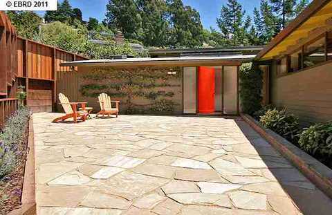 2970 Shasta Rd, Berkeley, CA 94708 photo 1