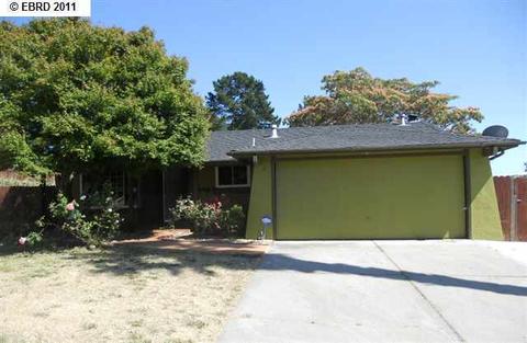860 Coral Dr, Rodeo, CA 94572 photo 1