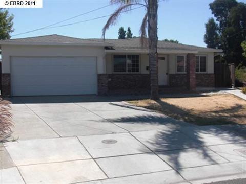 32 Trinity Ct, Pittsburg, CA 94565 photo 1