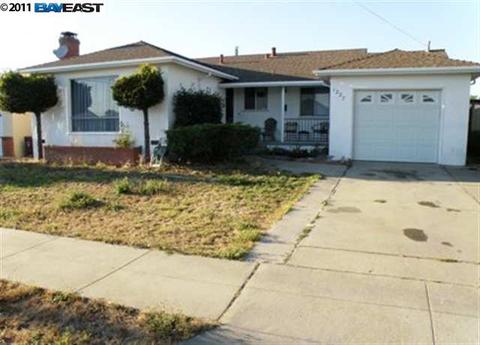 1227 Devonshire Ave, San Leandro, CA 94579 photo 1