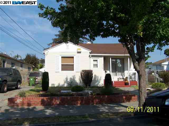 10326 Voltaire Ave, Oakland, CA 94603 photo 1