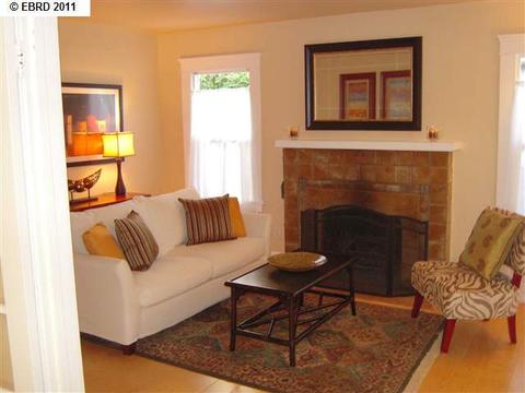 1429 Hopkins St, Berkeley, CA 94702 photo 1