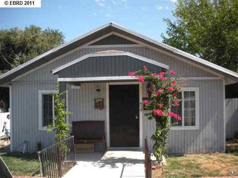 717 Bailey Rd, Pittsburg, CA 94565 photo 1