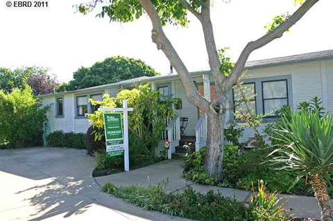1312 Poe St, Berkeley, CA 94702 photo 1