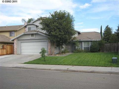2630 Reyes, Tracy, CA 95376 photo 1
