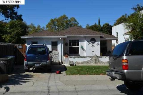 1386 Pine St, Pittsburg, CA 94565 photo 1