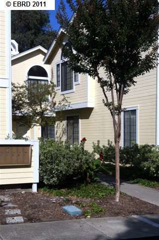 910 Devonwood, Hercules, CA 94547 photo 1