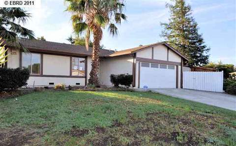 851 Carpetta Cir, Pittsburg, CA 94565 photo 1