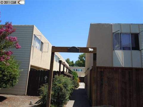 1560 Pine St #13, Concord, CA 94520 photo 1