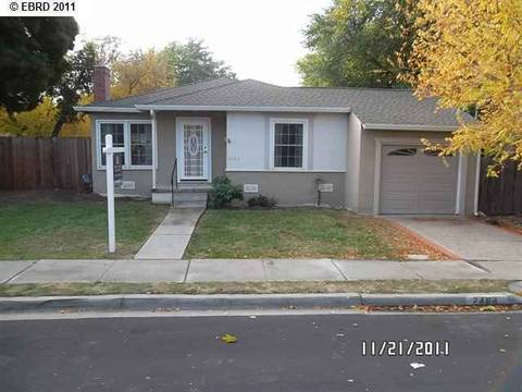 2464 Pepper Dr, Concord, CA 94520 photo 1