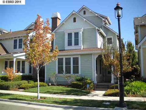 1042 Avocet Dr, Hercules, CA 94547 photo 1