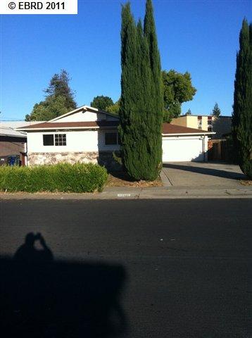 1122 Carey Dr, Concord, CA 94520 photo 1