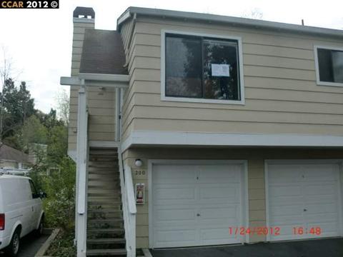 200 Farm Ln, Martinez, CA 94553 photo 1