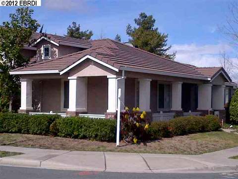 104 6th W St, Pittsburg, CA 94565 photo 1