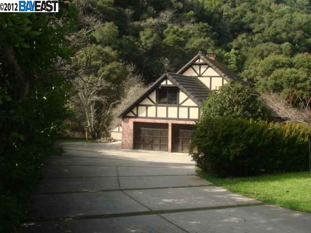 31111 Palomares Rd, Castro Valley, CA 94552 photo 1