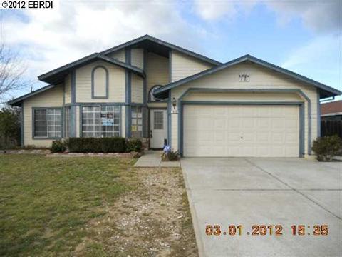 1950 Gateway Dr, Oakley, CA 94561 photo 1
