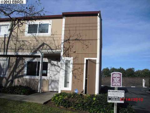 111 Arana Dr, Martinez, CA 94553 photo 1