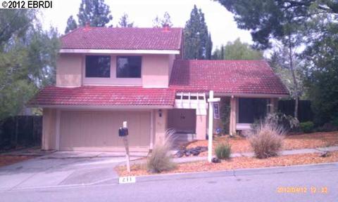 211 Macalvey Dr, Martinez, CA 94553 photo 1