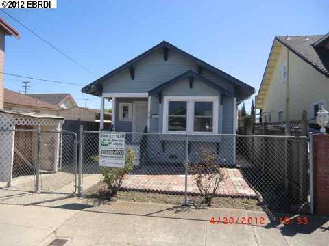 686 6th St, Richmond, CA 94801 photo 1