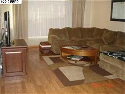 2612 Fahey Ct, Pinole, CA 94564 photo 1