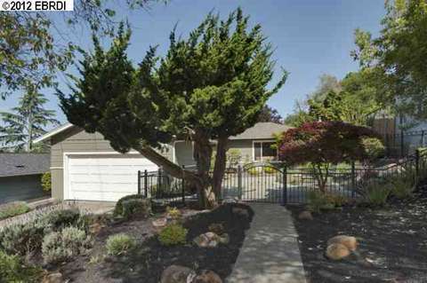 8509 Roberta Dr, El Cerrito, CA 94530 photo 1