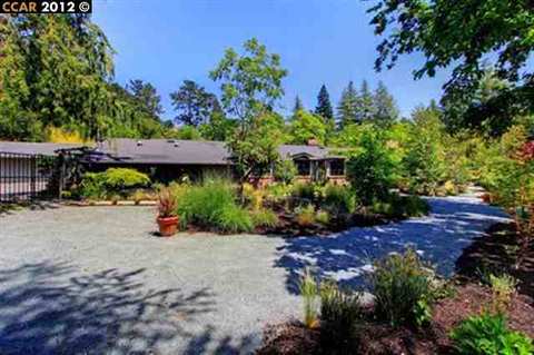 1126 Hilltop Dr, Lafayette, CA 94549 photo 1