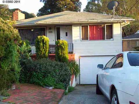 4060 Rusting Ave, Oakland, CA 94605 photo 1