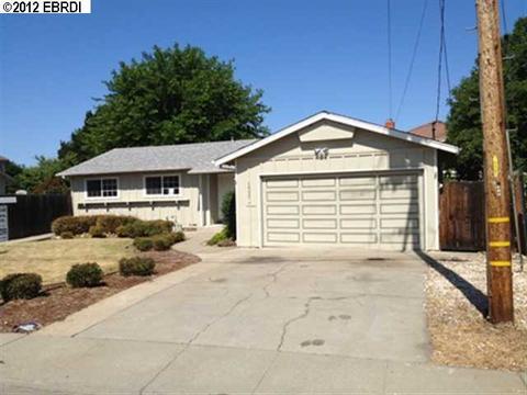 1537 Heather Dr, Concord, CA 94521 photo 1