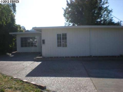 920 Patrick Dr, Pinole, CA 94564 photo 1