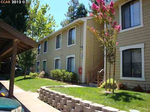 631 Center Ave, Martinez, CA 94553 photo 1