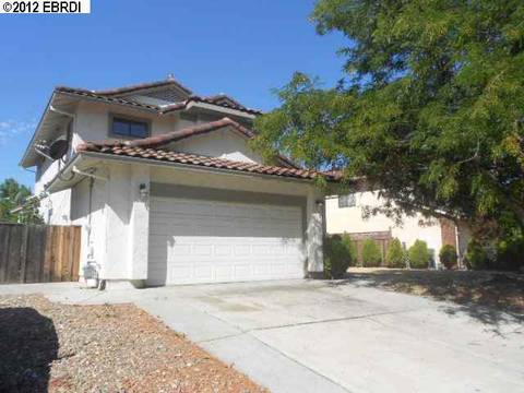 2806 Carob St, Antioch, CA 94509 photo 1