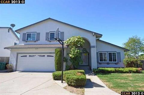 136 Locust Ct, Hercules, CA 94547 photo 1