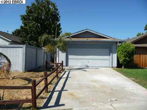 390 Hazelnut Ln, Oakley, CA 94561 photo 1