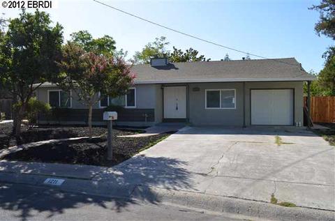 1211 Orange St, Concord, CA 94518 photo 1
