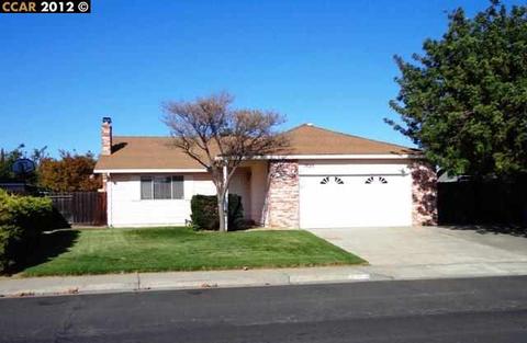1920 Gamay Dr, Oakley, CA 94561 photo 1
