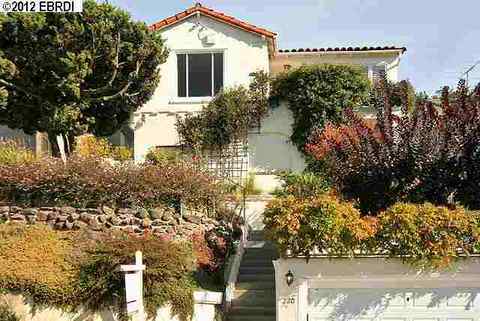 220 Modoc Ave, Oakland, CA 94618 photo 1
