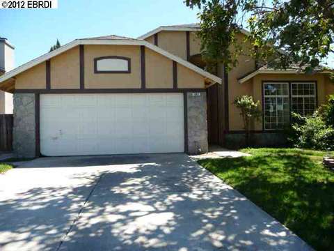 945 Stonegate Cir, Oakley, CA 94561 photo 1