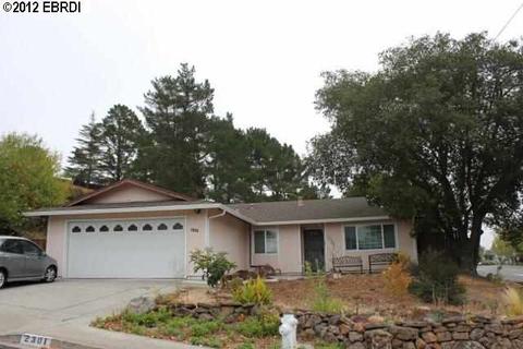 2301 Monte Verde Dr, Pinole, CA 94564 photo 1