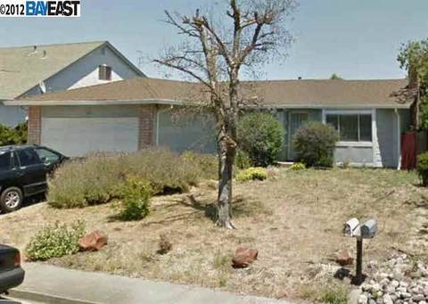 2112 Strauss Dr, Fairfield, CA 94533 photo 1