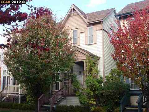 2051 Lewis St, Hercules, CA 94547 photo 1