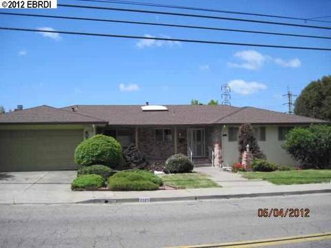 2123 Benedict Dr, San Leandro, CA 94577 photo 1