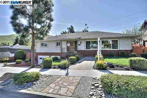 448 Pine St, Fremont, CA 94539 photo 1
