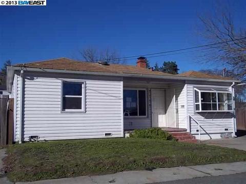 4710 Blum Rd, Martinez, CA 94553 photo 1