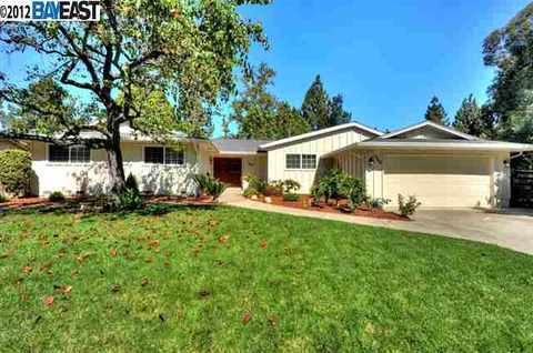 660 Curtner Rd, Fremont, CA 94539 photo 1