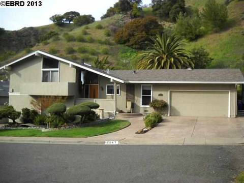 2947 Wright Ave, Pinole, CA 94564 photo 1