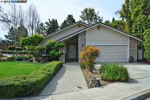 10 Lima Ter, Fremont, CA 94539 photo 1